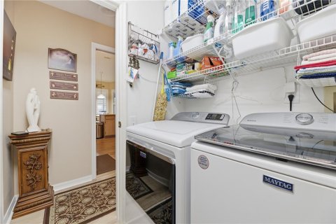 House in Hudson, Florida 3 bedrooms, 193.7 sq.m. № 2134189 - photo 25
