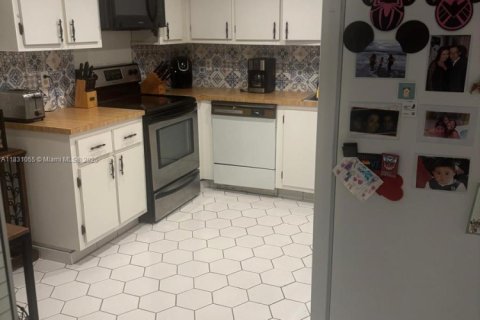 Condo in Weston, Florida, 2 bedrooms  № 1954198 - photo 10