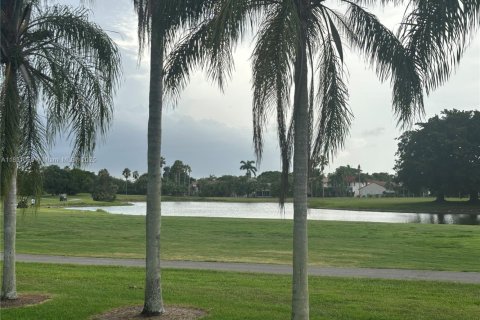 Condo in Weston, Florida, 2 bedrooms  № 1954198 - photo 21