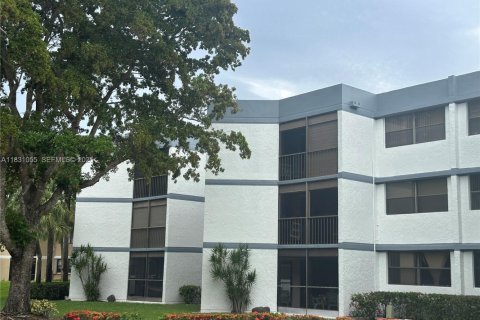 Condo in Weston, Florida, 2 bedrooms  № 1954198 - photo 27