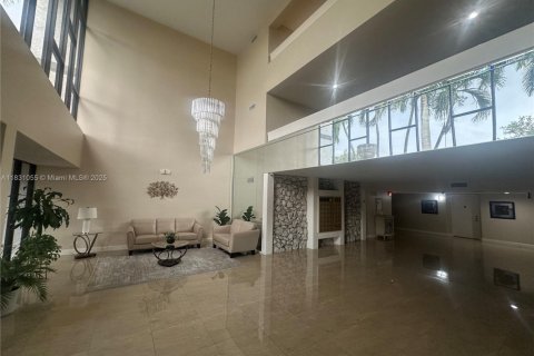 Condo in Weston, Florida, 2 bedrooms  № 1954198 - photo 18