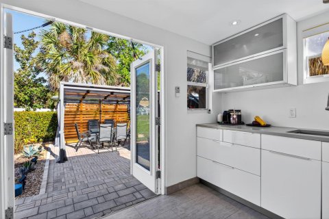 Condo in Margate, Florida, 1 bedroom  № 2177322 - photo 20