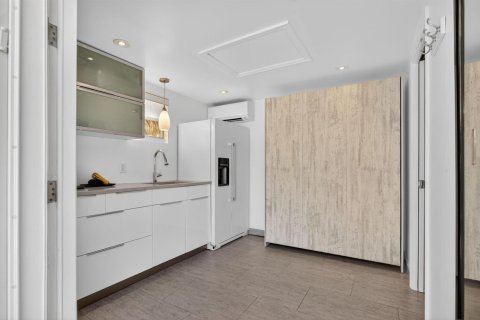Condo in Margate, Florida, 1 bedroom  № 2177322 - photo 16