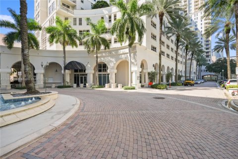 Купить коммерческую недвижимость в Форт-Лодердейл, Флорида № 2012978 - фото 29