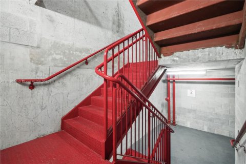 Купить коммерческую недвижимость в Форт-Лодердейл, Флорида № 2012978 - фото 24