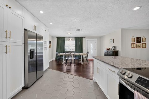House in Ocala, Florida 3 bedrooms, 165.83 sq.m. № 2259531 - photo 29