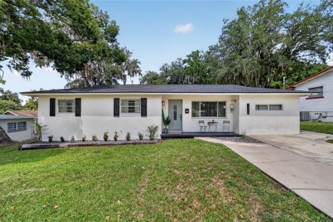 House in Ocala, Florida 3 bedrooms, 165.83 sq.m. № 2259531