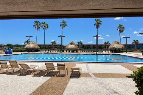 Copropriété à vendre à Pembroke Pines, Floride: 2 chambres, 86.96 m2 № 1872104 - photo 20