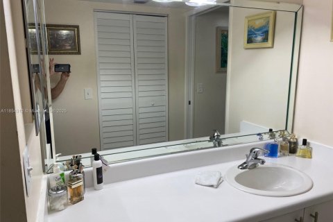 Copropriété à vendre à Pembroke Pines, Floride: 2 chambres, 86.96 m2 № 1872104 - photo 5