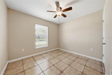 Villa ou maison à louer à Tavares, Floride: 3 chambres, 137.77 m2 № 2429606 - photo 21