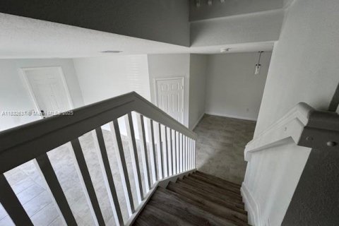 Adosado en venta en Davie, Florida, 4 dormitorios, 181.53 m2 № 1814371 - foto 18