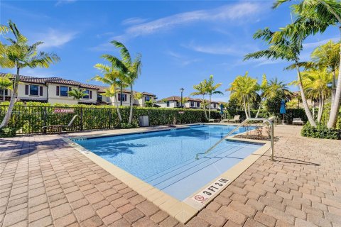 Adosado en venta en Davie, Florida, 4 dormitorios, 181.53 m2 № 1814371 - foto 27