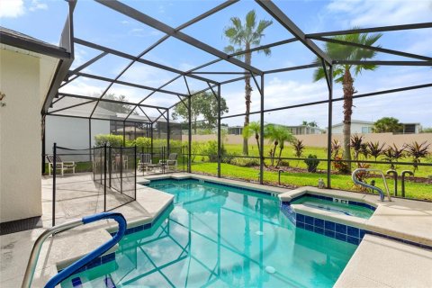 Casa en venta en Haines City, Florida, 4 dormitorios, 178.37 m2 № 1917589 - foto 5