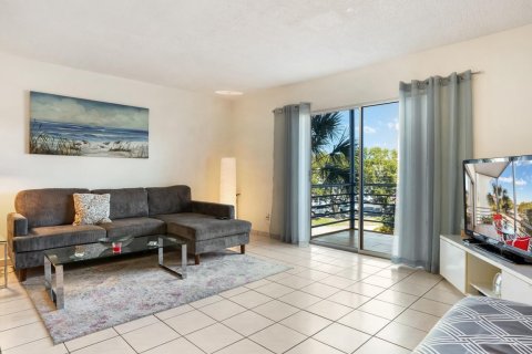 Copropriété à vendre à Lauderhill, Floride: 1 chambre, 86.21 m2 № 2084383 - photo 13