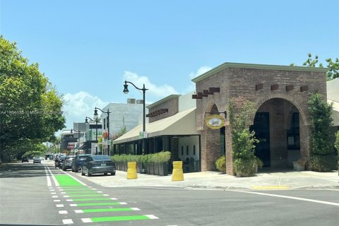 Apartamento en alquiler en Miami, Florida, 2 dormitorios, 62.71 m2 № 1955125 - foto 11