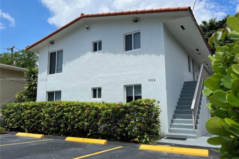 Apartamento en alquiler en Miami, Florida, 2 dormitorios, 62.71 m2 № 1955125 - foto 13