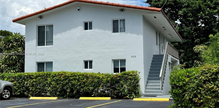 Apartamento en Miami, Florida 2 dormitorios, 62.71 m2 № 1955125