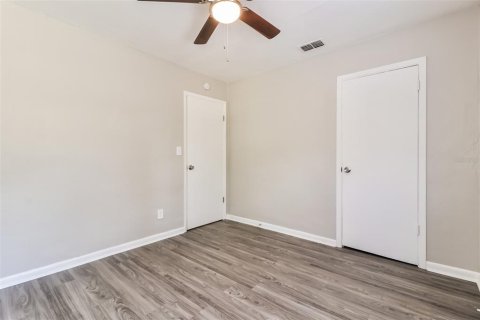 Снять в аренду виллу или дом в Тампа, Флорида 3 комнаты, 107.86м2, № 1658068 - фото 12