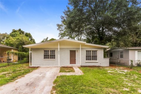 Снять в аренду виллу или дом в Тампа, Флорида 3 комнаты, 107.86м2, № 1658068 - фото 1