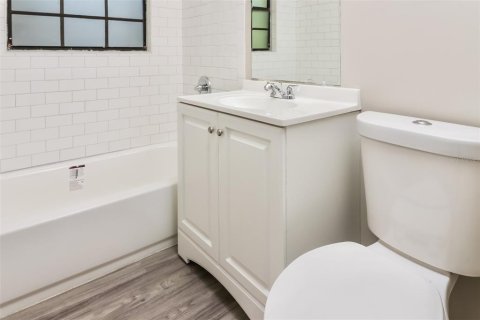 Снять в аренду виллу или дом в Тампа, Флорида 3 комнаты, 107.86м2, № 1658068 - фото 8