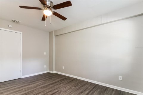 Снять в аренду виллу или дом в Тампа, Флорида 3 комнаты, 107.86м2, № 1658068 - фото 7