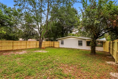 Снять в аренду виллу или дом в Тампа, Флорида 3 комнаты, 107.86м2, № 1658068 - фото 16