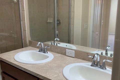 Adosado en alquiler en Orlando, Florida, 2 dormitorios, 152.73 m2 № 1913641 - foto 5