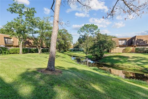 Condo in Orlando, Florida, 2 bedrooms  № 2418316 - photo 30