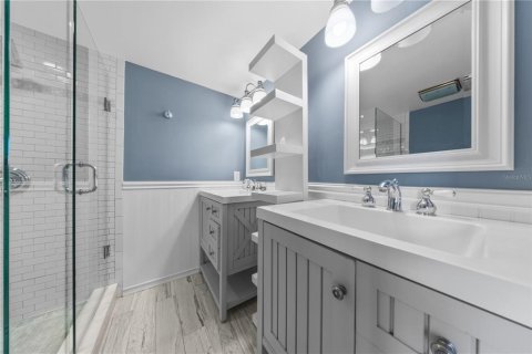 Condo in Orlando, Florida, 2 bedrooms  № 2418316 - photo 24