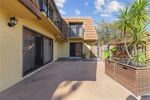 Condo in Orlando, Florida, 2 bedrooms  № 2418316 - photo 6