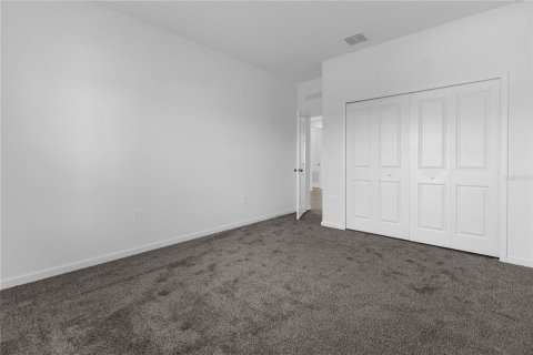 Casa en alquiler en Kissimmee, Florida, 3 dormitorios, 164.9 m2 № 1910474 - foto 12