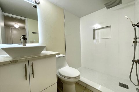 Copropriété à louer à Orlando, Floride: 2 chambres, 91.42 m2 № 1847305 - photo 16