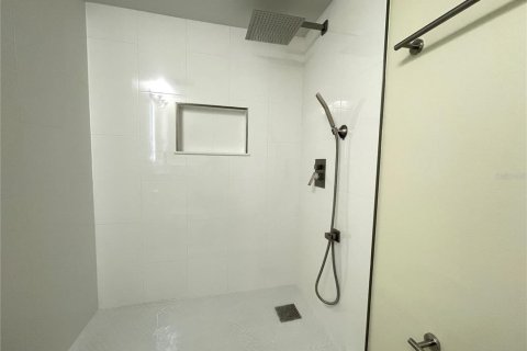 Copropriété à louer à Orlando, Floride: 2 chambres, 91.42 m2 № 1847305 - photo 17