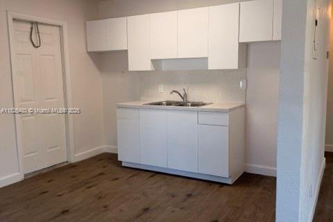 Купить виллу или дом в Форт-Лодердейл, Флорида 2 спальни, 84.54м2, № 1941583 - фото 20