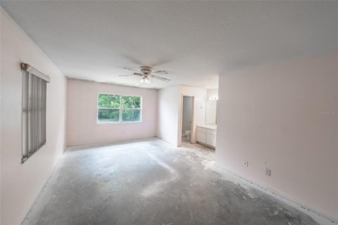 House in Ocala, Florida 3 bedrooms, 130.99 sq.m. № 1591687 - photo 13