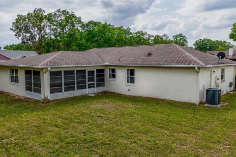 House in Ocala, Florida 3 bedrooms, 130.99 sq.m. № 1591687 - photo 5