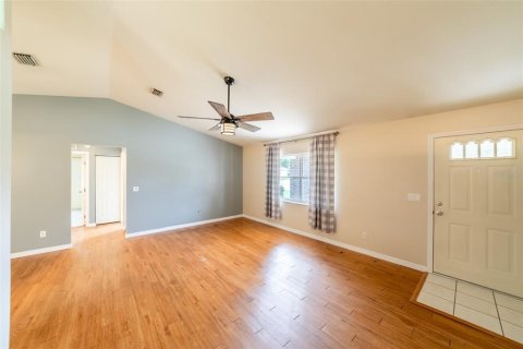 House in Ocala, Florida 3 bedrooms, 130.99 sq.m. № 1591687 - photo 8