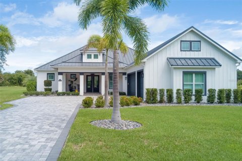 House in Punta Gorda, Florida 3 bedrooms, 219.62 sq.m. № 1913606 - photo 3