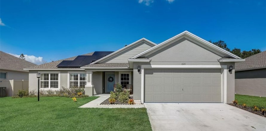 House in Winter Haven, Florida 3 bedrooms, 166.48 sq.m. № 1673567