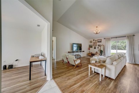 House in Winter Haven, Florida 3 bedrooms, 166.48 sq.m. № 1673567 - photo 7
