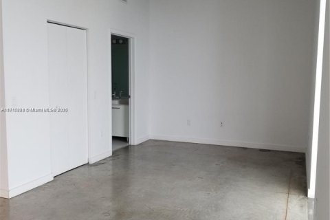 Copropriété à louer à Miami, Floride: 1 chambre, 41.43 m2 № 1971671 - photo 13