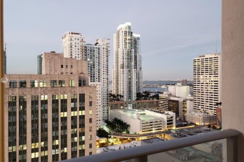 Copropriété à louer à Miami, Floride: 1 chambre, 41.43 m2 № 1971671 - photo 5