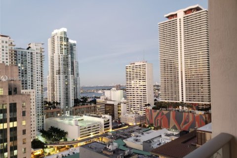 Copropriété à louer à Miami, Floride: 1 chambre, 41.43 m2 № 1971671 - photo 10