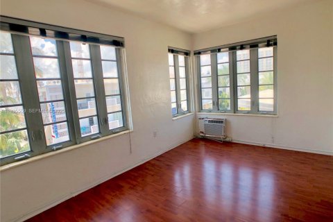 Condominio en alquiler en Miami Beach, Florida, 30.19 m2 № 1993622 - foto 5