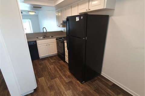 Villa ou maison à louer à Palm Harbor, Floride: 2 chambres, 92.9 m2 № 1911868 - photo 2