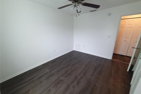 Villa ou maison à louer à Palm Harbor, Floride: 2 chambres, 92.9 m2 № 1911868 - photo 6