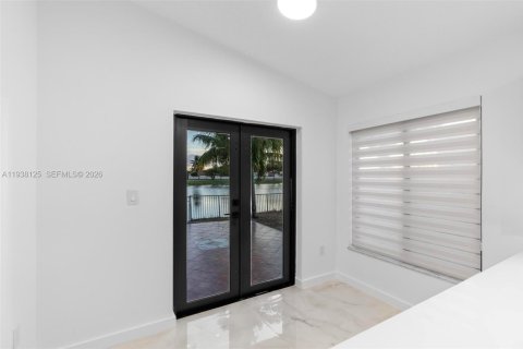 Купить виллу или дом в Хайалиа, Флорида 4 спальни, 125.7м2, № 1995835 - фото 8