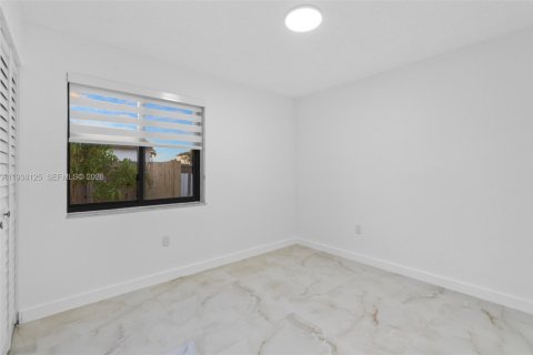 Купить виллу или дом в Хайалиа, Флорида 4 спальни, 125.7м2, № 1995835 - фото 16