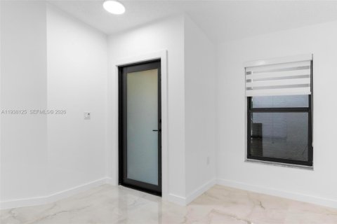 Купить виллу или дом в Хайалиа, Флорида 4 спальни, 125.7м2, № 1995835 - фото 6