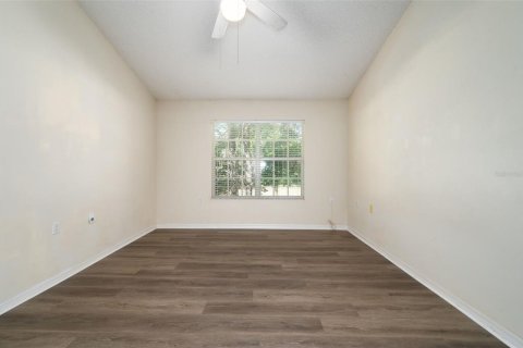 Townhouse in Gainesville, Florida 2 bedrooms, 116.13 sq.m. № 2233721 - photo 14
